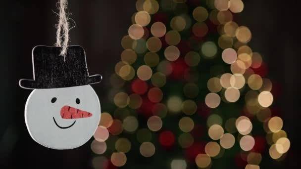 雪人装饰圣诞树的背景图 — 图库视频影像
