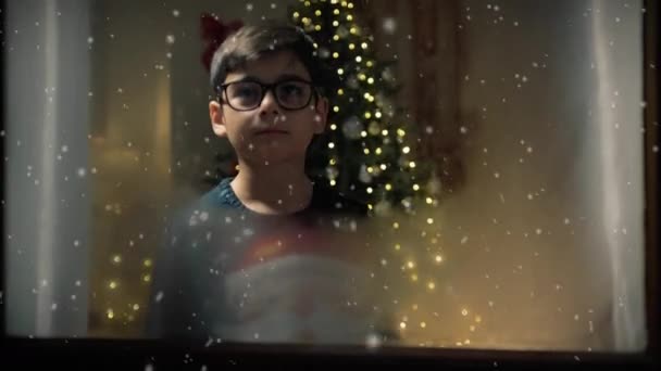 Kind Zeigt Dem Weihnachtsmann Heiligabend Liebe — Stockvideo