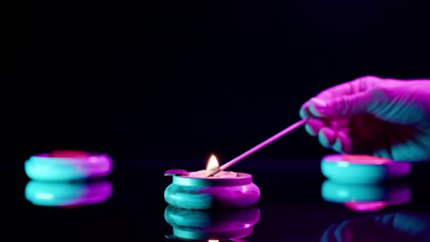 Siyah Arkaplanda Renkli Diwali Mumları — Stok video
