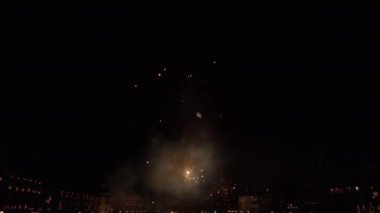 Cannes arka planında havai fişek festivali .