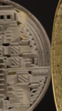 Altın ve Gümüş Bitcoin Dönen Arkaplan . 