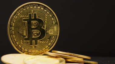 Kopyalama alanı olan Altın Bitcoin Yığını . 