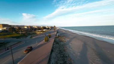 Güney İtalya 'da Güzel Bir Şehrin Deniz Önü . 