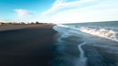 Deniz Dalgalarının Sakinliği . 