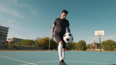 Kentsel Pitch 'te Hava Damlaları Ustası . 