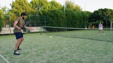 Turnuva Oyunundan Önce Orta Mahkemeye Çalış . 