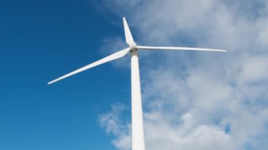 Bir Rüzgâr Türbininin Yüksekliği ve Yüksekliği .