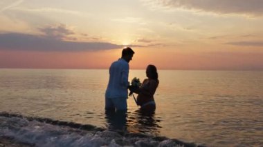 Sevgililer günü aşık Çift