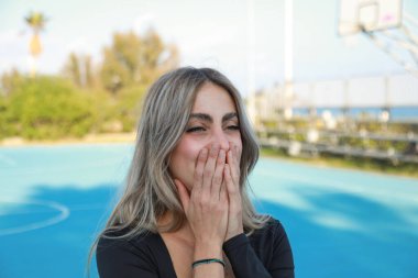 Bir Kadının İfadeleri ve Duyguları 