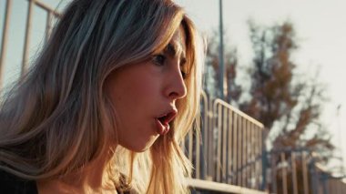 Bir Kadının İfadeleri ve Duyguları 