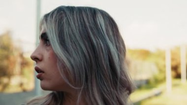 Bir Kadının İfadeleri ve Duyguları 