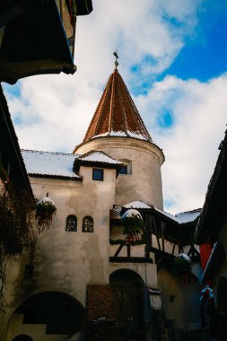 Romanya 'nın Mimarisi Kar Altında . 