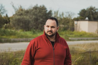 İşten Sonra Parkta Çalışan İnsanları Kutlayan İşçi. 