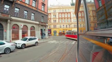 Prag 'da Eski Şehir Bir Otobüsle Ziyaret . 