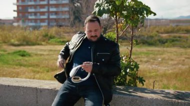 Siyah Arkaplanda Yıldız Döngüsünden Tek Işık. 