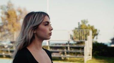 Bir Kadının İfadeleri ve Duyguları 