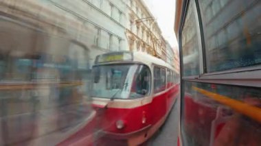 Prag 'daki Tramvay Hattı' nın Hızı .