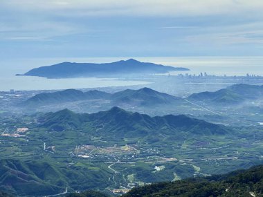 Da Nang şehrinde panoramik manzara, Vietnam Ba Na Salon Lunaparkından.