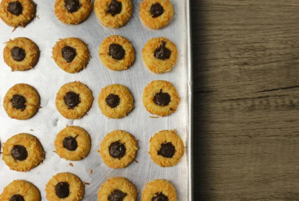 Cheese Thumbprint Cookies Chocolate Filling Thumbprint Cookies Fresh Oven Aluminum — Stock Photo, Image