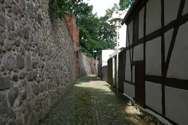 Neubrandenburg 'da bir Stadtmauer gazla