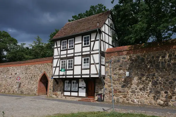 Wiekhaus an der Stadtmauer von Neubrandenburg