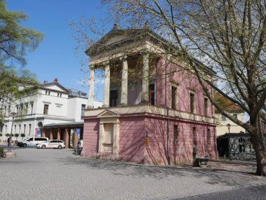 Saeulen am Goetheplatz in Weimar clipart