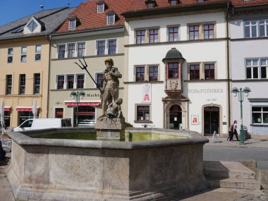 Weimar 'daki Neptunbrunnen am Marktplatz