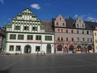 Patrizierhaeuser am Marktplatz in Weimar