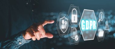 GDPR, Genel Veri Koruma Düzenleme Konsepti, Sanal ekranda Veri Koruma Düzenleme simgesine dokunan kişi eli, Siber Güvenlik ve Gizlilik.