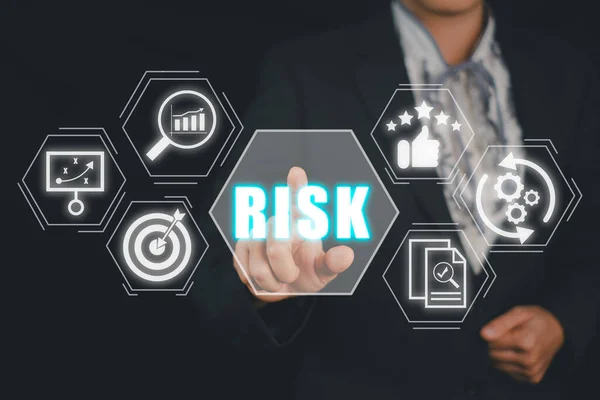 Risikomanagement Strategieplan Finanzierung Investition Internet Business Technology Konzept Person Hand — Stockfoto
