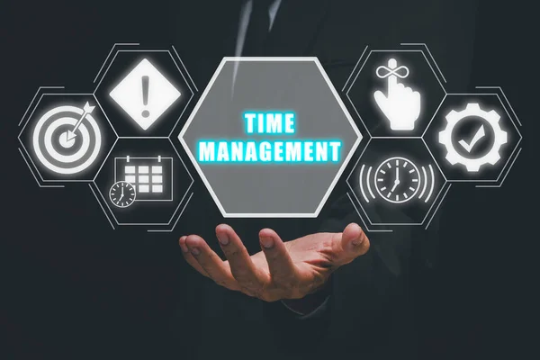 Tijdmanagement Concept Zakenman Hand Holding Time Management Icoon Virtueel Scherm — Stockfoto