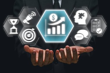 Ticari başarıyı artırmak için modern teknoloji ve yenilikçi pazarlama kullanarak dinamik satış büyüme stratejilerini araştırın.