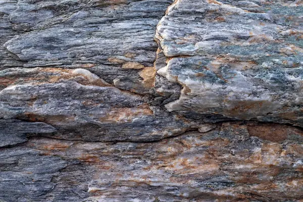 Fruse renginde taş deseni