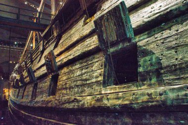 Viking müzesinde bir Viking gemisi.