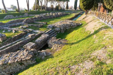 Aquileia, Friuli, İtalya 'daki antik Roma limanı kalıntıları.