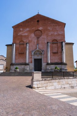 Pordenone İtalya _ 27 Mayıs 2023. Pordenone 'nin tarihi merkezinde San Marco Katedrali