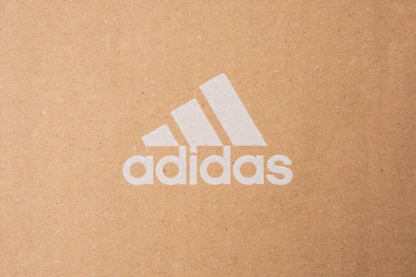 Adidas Marca Caixa Sapatos Papelão Milão Itália Agosto 2023 — Fotografia de Stock