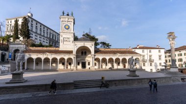 Udine İtalya 20 Mart 2024. Udine 'nin tarihi merkezinde Piazza della Libert