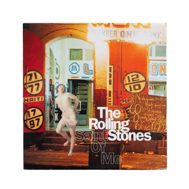 Udine İtalya _ 22 Mart 2024. Saint of Me, İngiliz rock grubu The Rolling Stones 'un 1998 yılında piyasaya sürülen ve Bridges to Babylon albümünden alınan bir teklisidir. Beyaz arkaplan