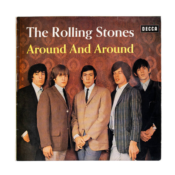 Удине Италия _ 3 апреля 2024 года. Вокруг и вокруг - альбом в английской дискографии Rolling Stones, выпущенный в 1964 году. Белый фон