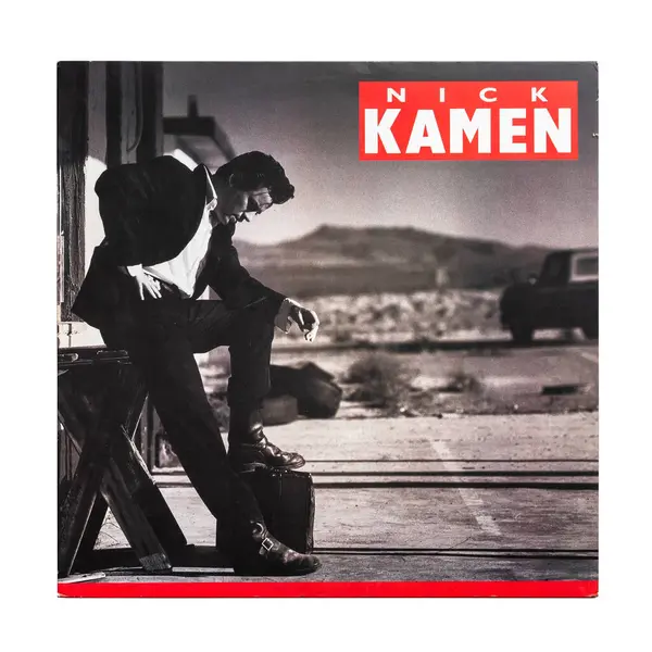ウディーヌ イタリア_3月22_2024 イギリスの歌手ニック カメンが1988年にリリースした2枚目のアルバム ホワイトバック ロイヤリティフリーのストック写真