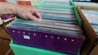 Udine, İtalya _ 12 Mayıs _ 2024. Vinil fuarında, Crossroads Tracy Chapman 'ın 1989' da yayımlanan ikinci albümüdür.