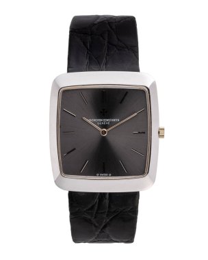 Kol saati, Vacheron Constantin, elle kumandalı kol saati, 18kt beyaz altın çantalı, 1970 'ler. Beyaz arka plan. Milan mı? İtalya _ 10 Ağustos _ 2024