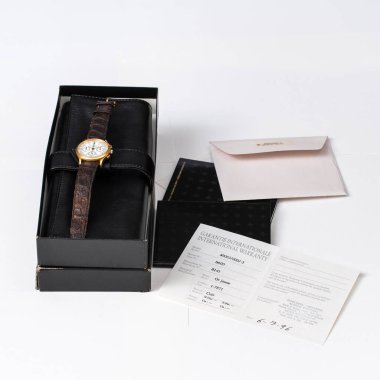 Vacheron Constantin 18K Sarı Altın Otomatik Kronograf ve Kutu ve Uluslararası Garanti. Milan mı? İtalya 10 Ağustos 2024