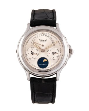 Chopard daimi takvim saati, Altın Ay modeli, referans 338296. Zarif bir platin çanta ve saf gümüş kadranlar. Milan mı? İtalya 14 Nisan 2025