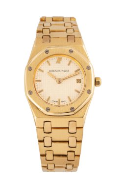 Audemars Piguet kuvars saati, Royal Oak Lady modeli, referans 66270, beyaz kadranlı 18 kt sarı çanta. Milan mı? İtalya _ 14 Nisan _ 2025