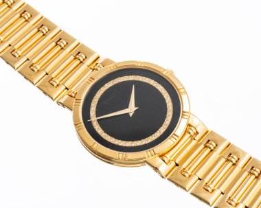 Piaget kuvars saati, Dansçı modeli, referans 84023 K081. Onaltılık sarı çanta, oniks ve elmas kadranlı..