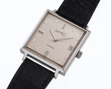 Eberhard otomatik saat, Cioccolatone modeli, karakteristik 18 kt beyaz altın çantalı. Milan mı? İtalya 14 Nisan 2025