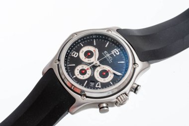 Ebel kronograf, model 1911, E9137260 otomatik kurmalı saat, siyah kadranlı çelik kasa. Milan mı? İtalya 14 Nisan 2025