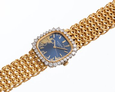 Patek Philippe elle kumandalı rüzgar saati, referans 41812, mavi kadranlı 18kt sarı çanta. Milan mı? İtalya 16 Nisan 2025